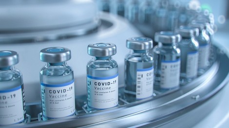 Slovenija za cepiva porabila 68,5 milijonov evrov (74.000 odmerkov končalo v smeteh)