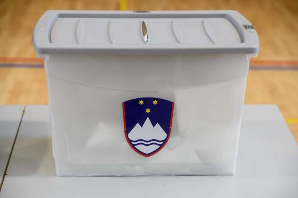 Volitve 2022: Za parlamentarne volitve skoraj 1,7 milijona volilnih upravičencev (foto: Nebojša Tejić/STA)