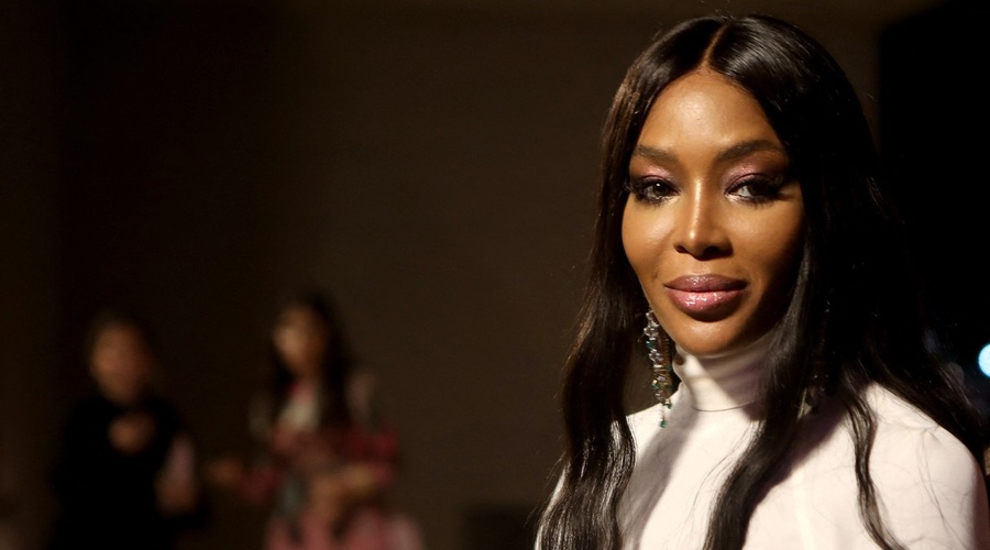 Naomi Campbell: Nekoč muhasta diva se zdaj nesebično razdaja (foto: Profimedia)