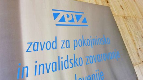 Boj za vodenje Zpiza! Se bo Papež obdržal, ali prihaja Anja Kopač?