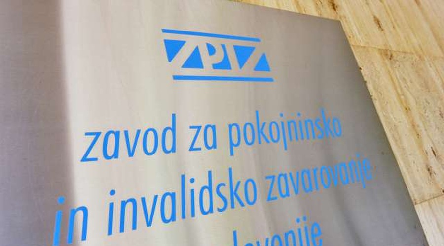 Boj za vodenje Zpiza! Se bo Papež obdržal, ali prihaja Anja Kopač? (foto: Tamino Petelinšek/STA)