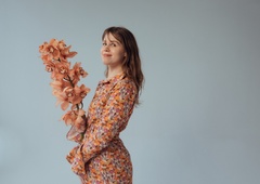 Oblikovalka Alja Horvat: "Ne kupuj vsak teden novih stvari, poskusi raje oblačila iz druge roke."