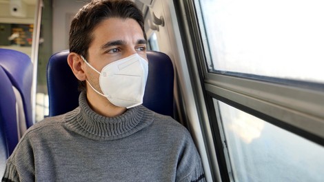 V nedeljo so ob 751 PCR-testih in 4673 hitrih antigenskih testih potrdili 656 okužb