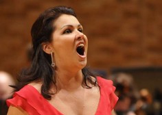 Ruska sopranistka Ana Netrebko se umika z glasbenih odrov