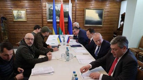 Kijev in Moskva v Belorusiji začela drugi krog pogajanj