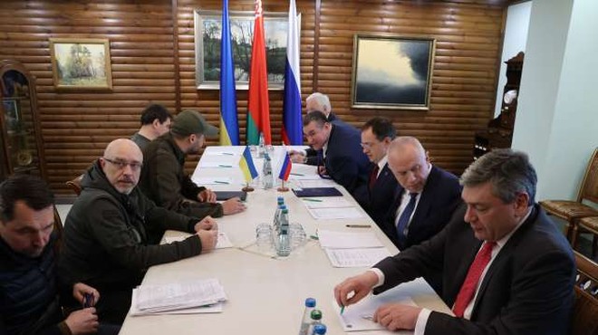 Kijev in Moskva v Belorusiji začela drugi krog pogajanj (foto: Xinhua/STA)