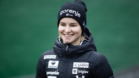 Nika Križnar in Urša Bogataj številka 1 in 2 na norveški turneji