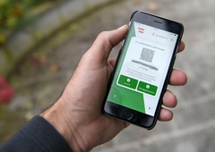 Avstrija odpravila večino protikoronskih ukrepov, na Dunaju so še zadržani