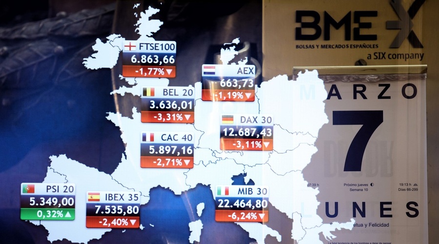Drama s cenami nafte na borzah, zemeljski plin tik pod rekordom (foto: Profimedia)