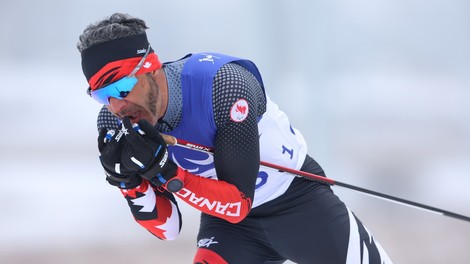 Brian McKeever na paraolimpijskih igrah leta 2022.