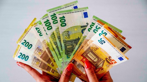 Prebivalci Ajdovščine bodo prihranili pri plačilu mesečnih položnic za električno energijo: občina bo pomagala vsem zainteresiranim uporabnikom