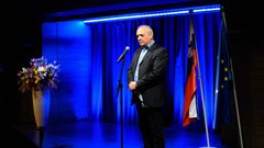Dobitnica zlate plakete za življenjsko delo postala Dragica Čadež Lapajne