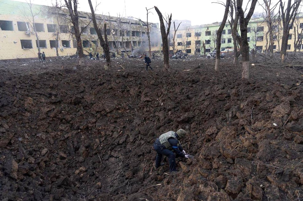 Svetovalec župana Mariupolja Petro Andriuščenko je razmere označil za nehumane. (foto: Profimedia)