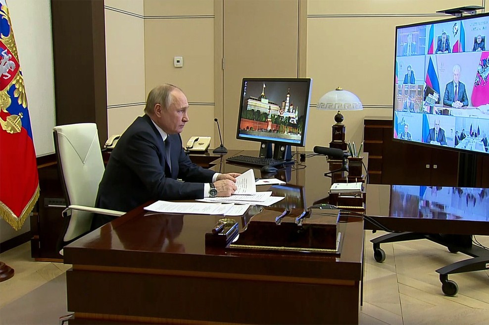 Ali Putin skriva ogromno bogastvo? Od ruskih oligarhov naj bi jemal kar 50 % zaslužka! (foto: profimedia)