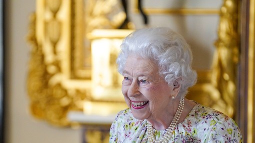 Tudi na britanskem dvoru praznujejo materinski dan: TAKŠNO darilo najraje od svojih otrok prejme kraljica