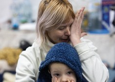 Zgodbe razdrtih ukrajinskih družin: ženske, ki so morale zapustiti može in z otroki oditi v neznano