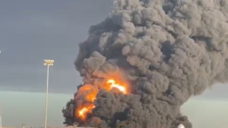 VIDEO: Raketni napad v bližini Džede
