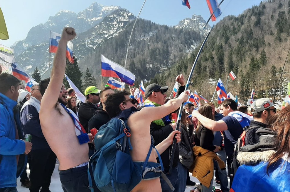 Navijačem je bilo vroče. (foto: Uredništvo)