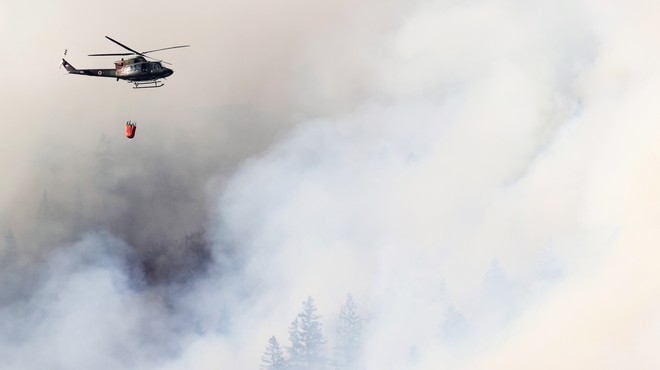 POZOR! Na Gorenjskem je izbruhnil večji požar: naselje zaenkrat ni ogroženo (foto: Bobo)