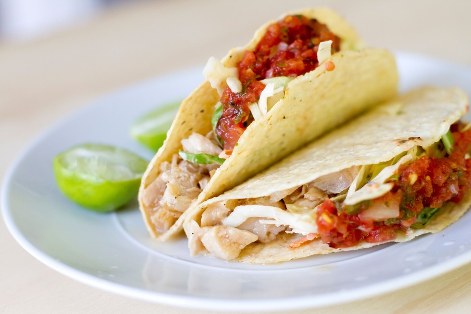 10. Preprosti ribji tacosi! Ti so ZELO okusni, a lahki za vaš želodec. Najbolje je uporabiti ribo polenovko, a bo …