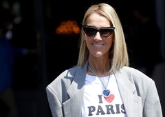 Zvezdnica praznuje! Po dolgem času se je oboževalcem oglasila s POSEBNO fotografijo