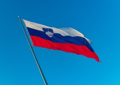 Slovenci kritični do dejanja veleposlaništva: 'To pomeni zanikanje lastne državnosti'