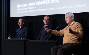 Janez Škrubej na premieri filma Iskre v času