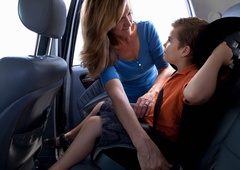 Kako naj starši poskrbijo za varnost otrok v avtomobilu?