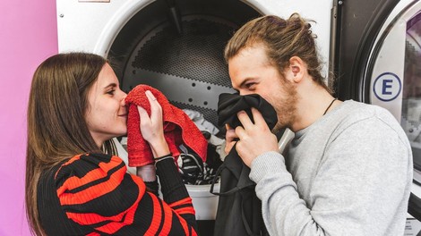 Znanstveniki potrdili univerzalno najbolj priljubljen vonj – in kot kaže, ostajamo pri preverjenemu