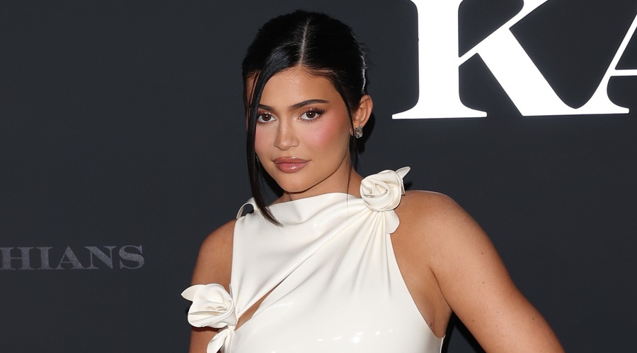 Tako je Kylie Jenner videti DVA meseca po porodu (foto: Profimedia)