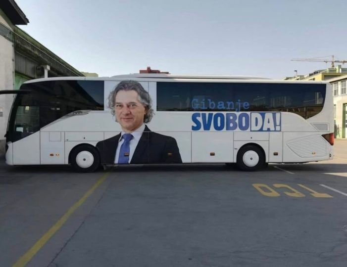 Avtobus stranke Gibanje Svoboda