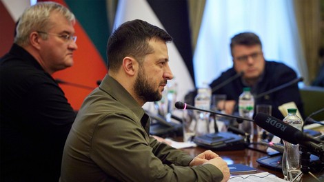 Zelenski: "Zabeleženih je bilo več sto primerov posilstev, tudi mladih deklet in otrok"