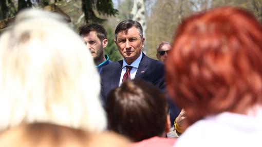 Pahor sprejel pobudo za pomoč pri obvladovanju demence