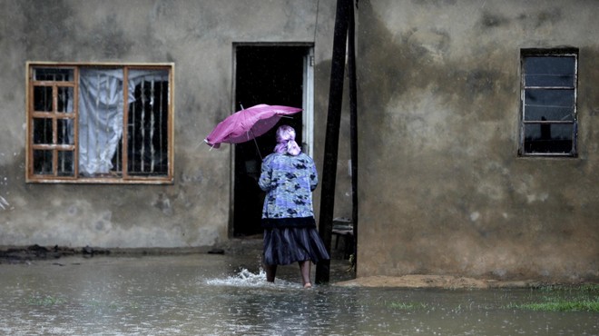 Poplave so državo prizadele tudi leta 2012. (foto: Profimedia)