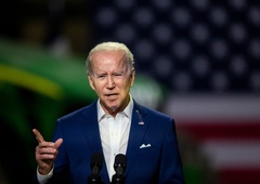 ZDA naj bi poleg vojaške pomoči Ukrajincem pomagale še z begunsko problematiko