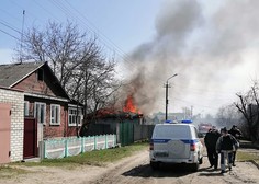 Rusija ukrajinske sile obtožila napada na ruska območja