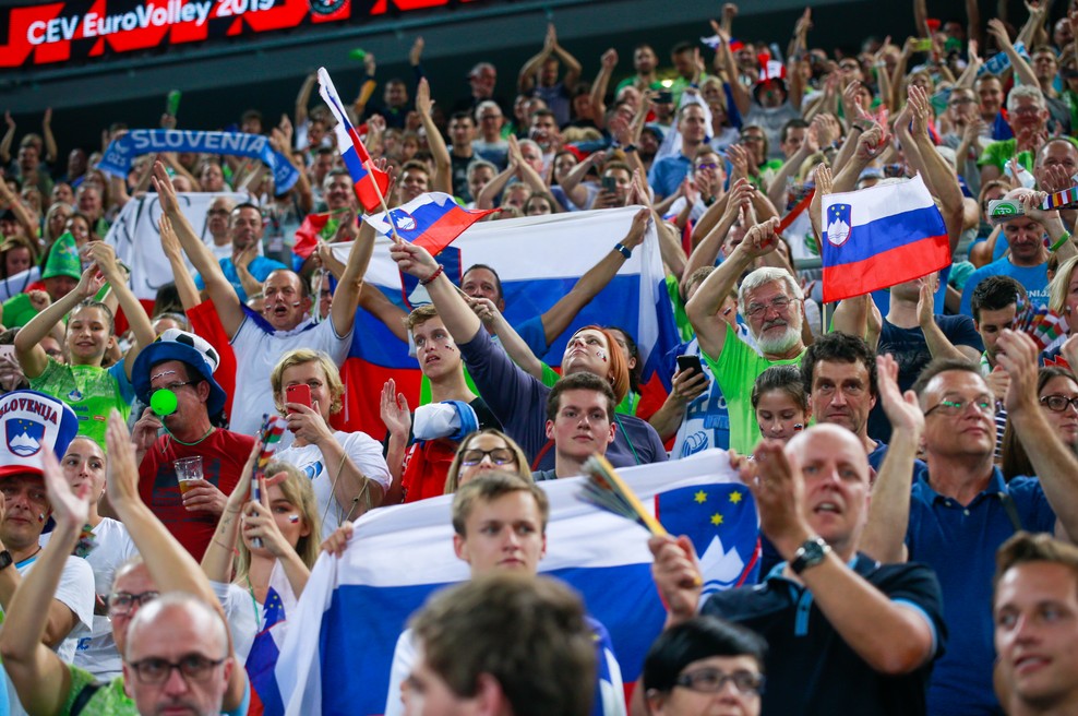 Raziskava je pokazala, KAKŠNI navijači smo Slovenci in Slovenke (foto: Bobo)