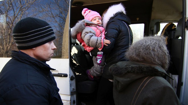 Na poti v Slovenijo konvoj ukrajinskih sirot (foto: Profimedia)