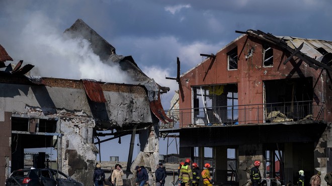Kaj se dogaja z evakuacijo ukrajinskih civilistov? (foto: Profimedia)