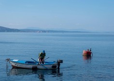 Hrvaška poroča o GROMOZANSKI nadlogi: ribičem trgajo mreže