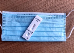 Spet porast okužb s covidom-19: v UKC že omejili obiske