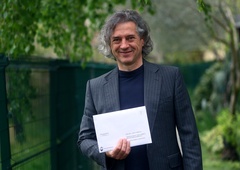 Poglejte si BUČEN aplavz v volilnem štabu Gibanje Svoboda!