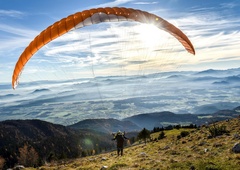 Neverjeten podvig: Slovenec leti proti Guinnessovem rekordu