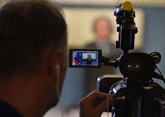 Kaj so tuji novinarji povedali o volitvah v Sloveniji?