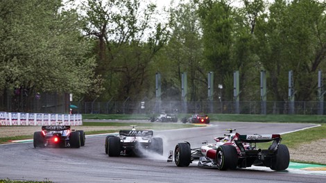 Kaj je botrovalo polomu Ferrarija, da Verstappen ni imel nobene konkurence?
