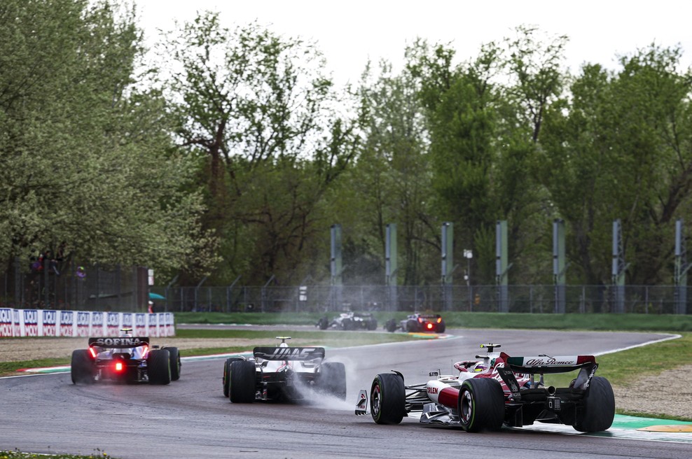 Kaj je botrovalo polomu Ferrarija, da Verstappen ni imel nobene konkurence? (foto: Profimedia)