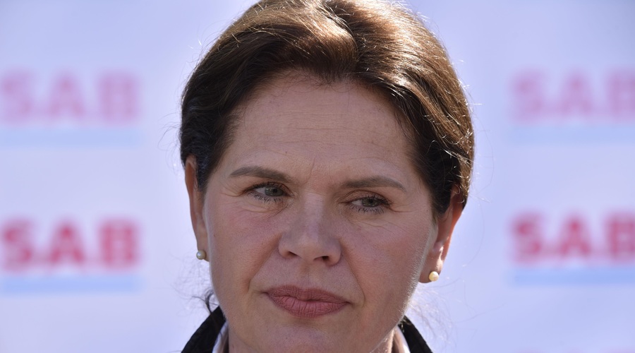 Alenka Bratušek ni mogla skrivati razočaranja, kaj je povedala? (foto: Bobo)
