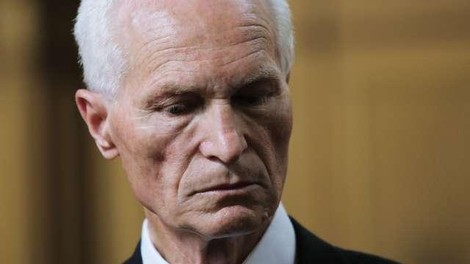 Goljufiva dejanja brez posledic? Mirko Krašovec od države terja VISOKO odškodnino