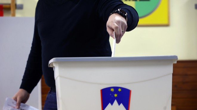 Če bi volitve potekale danes, bi Slovenci največ glasov namenili ... (foto: Bobo)