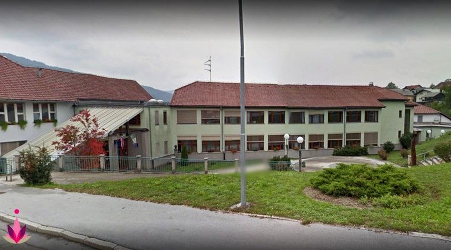 Streljanje v osnovni šoli, ena oseba poškodovana (foto: Resalta)